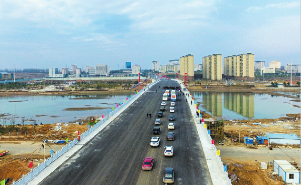 随州公路:随县烈山湖大桥正式竣工通车